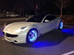 GLOWING CAR WHEEL LIGHT